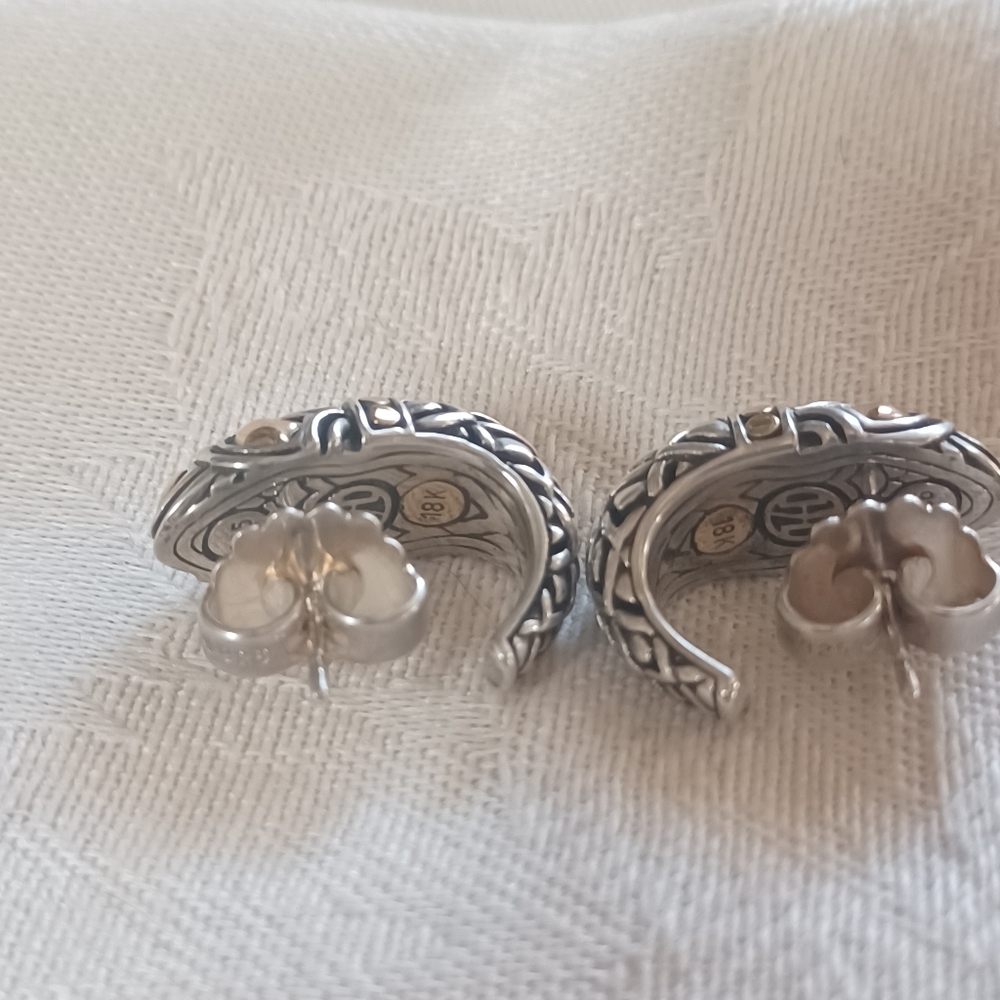 John Hardy Legends Naga Shrimp Earrings, SS & 18k - Picture 5 of 11